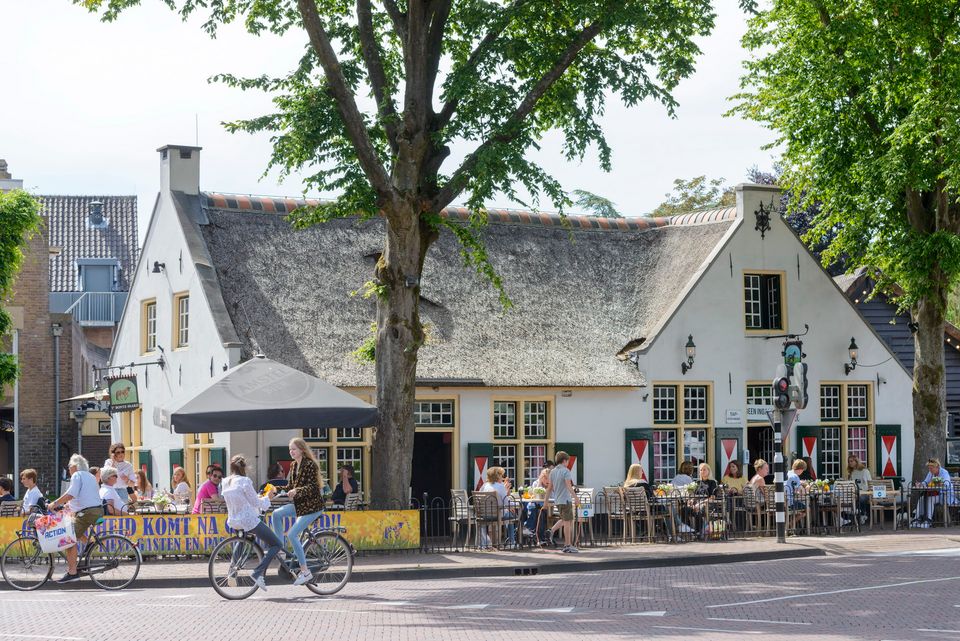 overbieden Laren